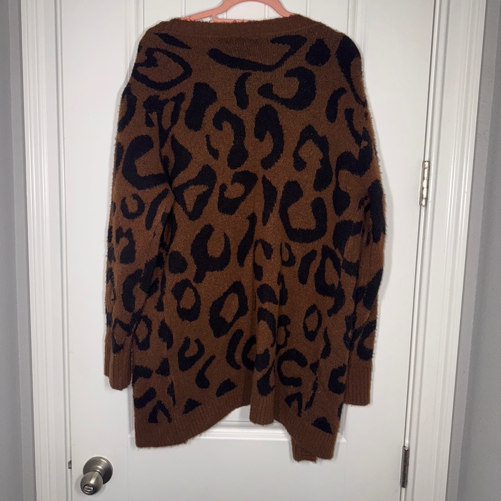 Cloth & Stone Black and Brown Knit Top